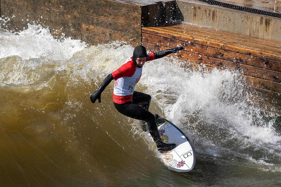 Die Surferwelle mitten in Nürnberg