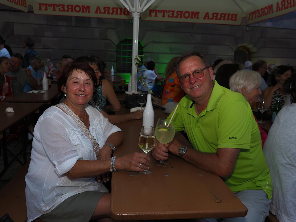 Aperitivo, Vino, Musica und mehr!
