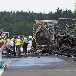 Jahrestag des schweren Bus-Unglücks auf der A9 bei Münchberg