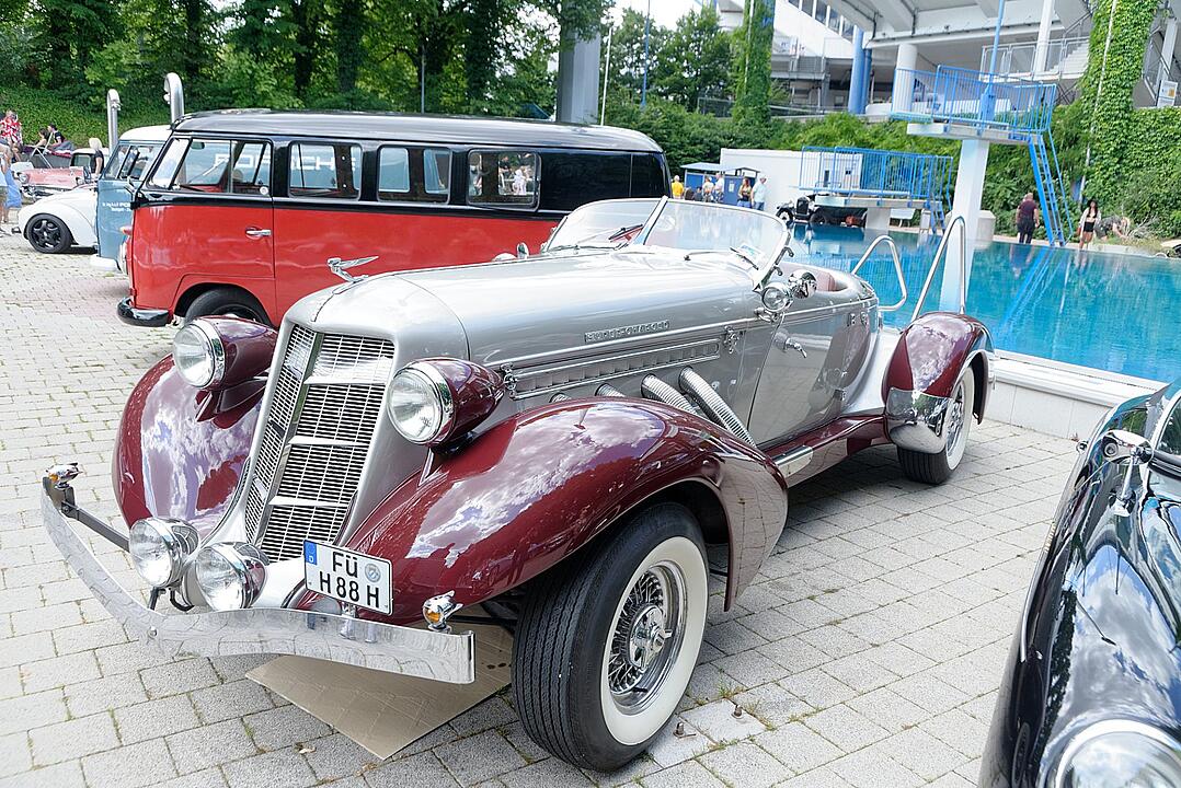Oldtimer, Live Musik und vieles mehr!