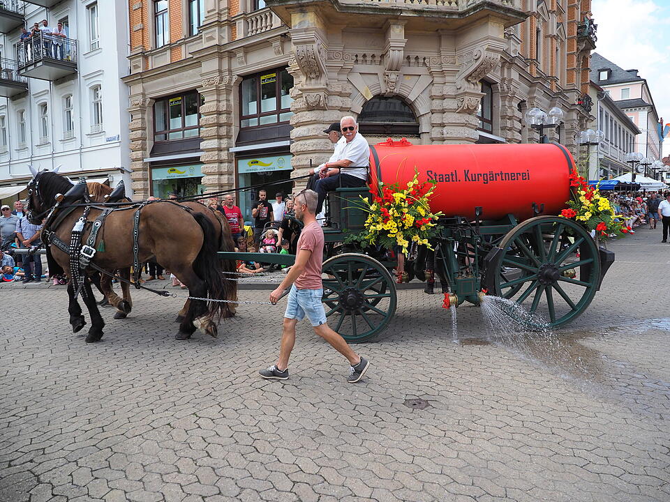 Großer historischer Festzug durch Bad Kissingen!