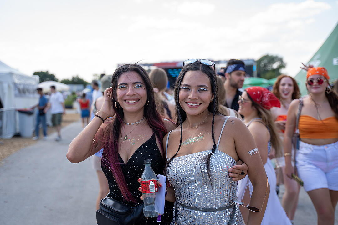 Mit vielen internationalen und nationalen Live-Acts!
