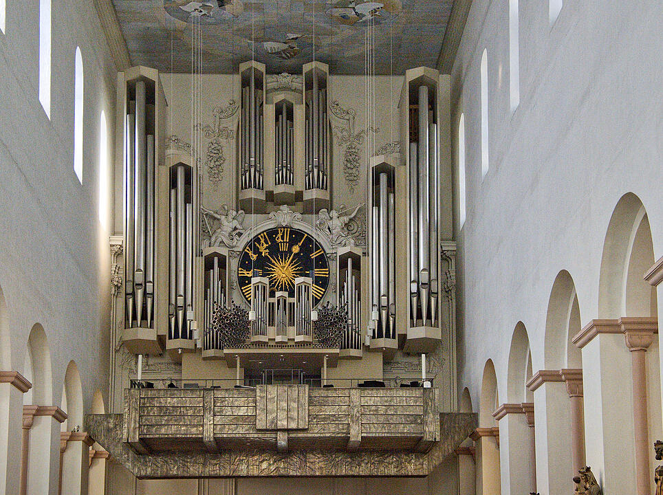 Der Dom ist die Bischofskirche des Bistums Würzburg