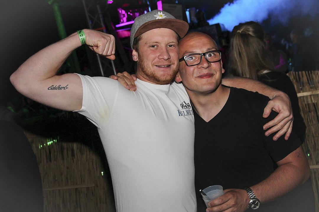 Party am Feuerwehrhaus mit DJ Timmy D.