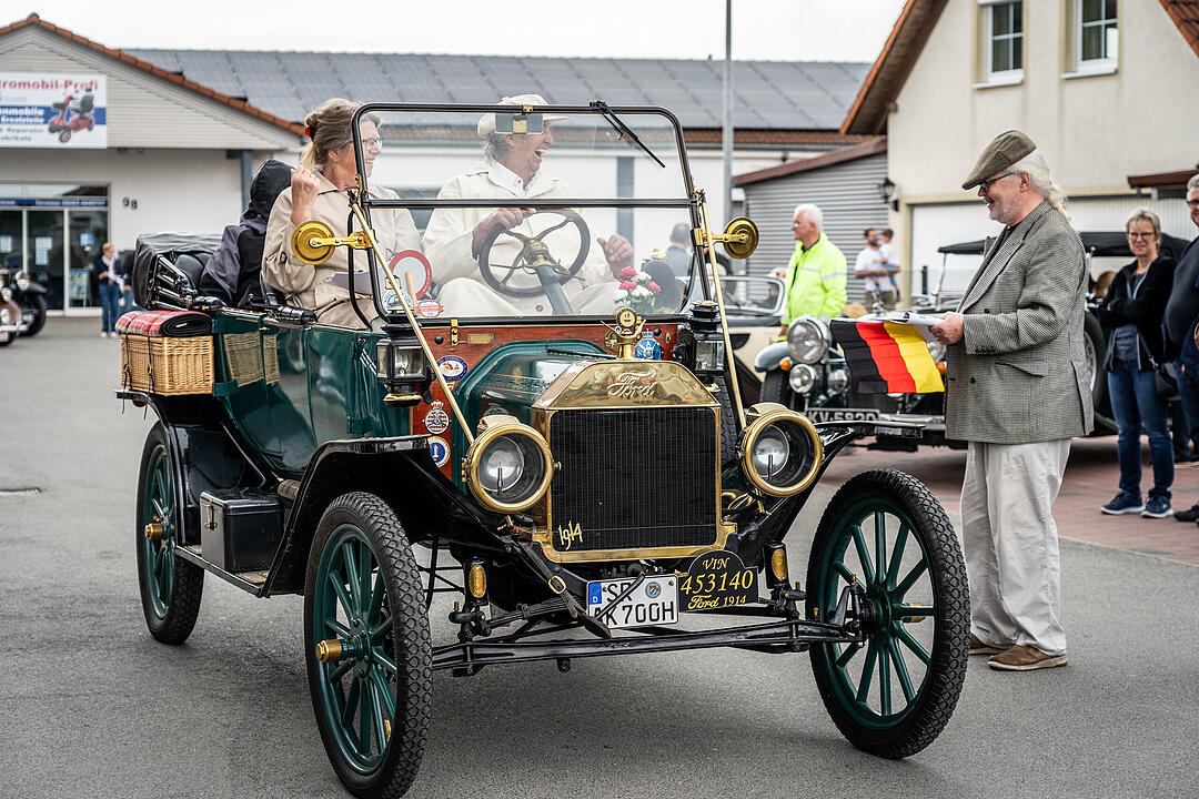 Einzigartige, historische Automobile aus der Vorkriegszeit konnten bewundert werden!