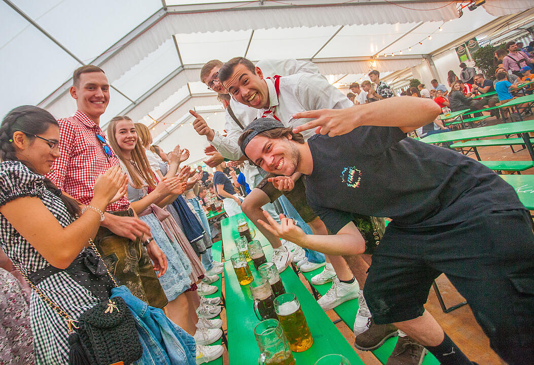 Ausgelassene Stimmung mit rocKing und Tasty 7.