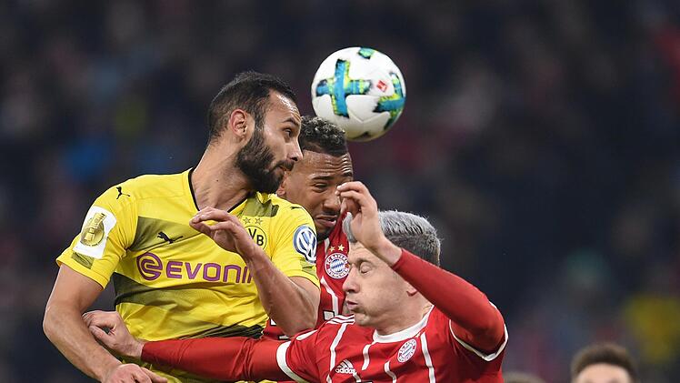 FC Bayern zi9eht ins Viertelfinale ein und schmeißt BVB raus. Foto: dpa/ Andreas gerbert
