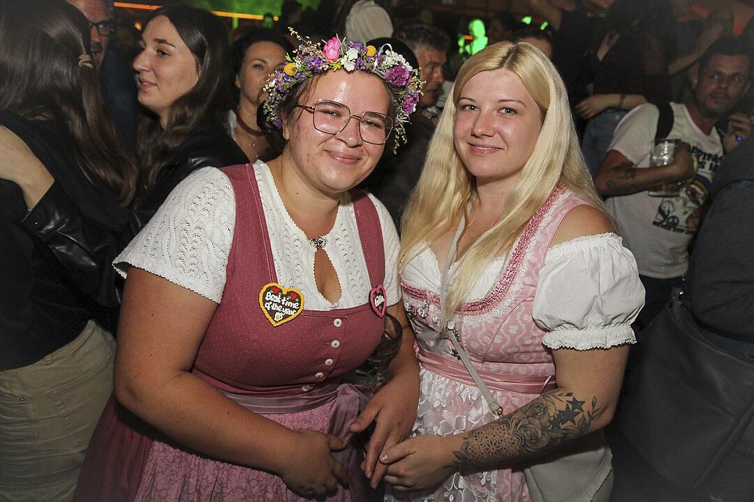 Für Partystimmung sorgten die "Stoapfälzer Spitzbuam"