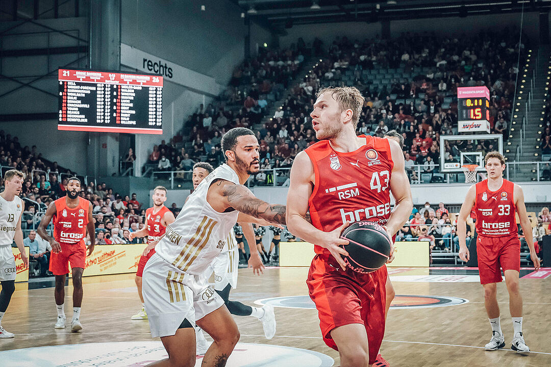 Impressionen vom Pokalachtelfinale