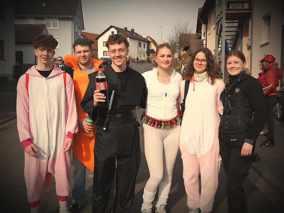 Faschingsumzug 2025 in Thulba - Wir haben die schönsten Fotos!