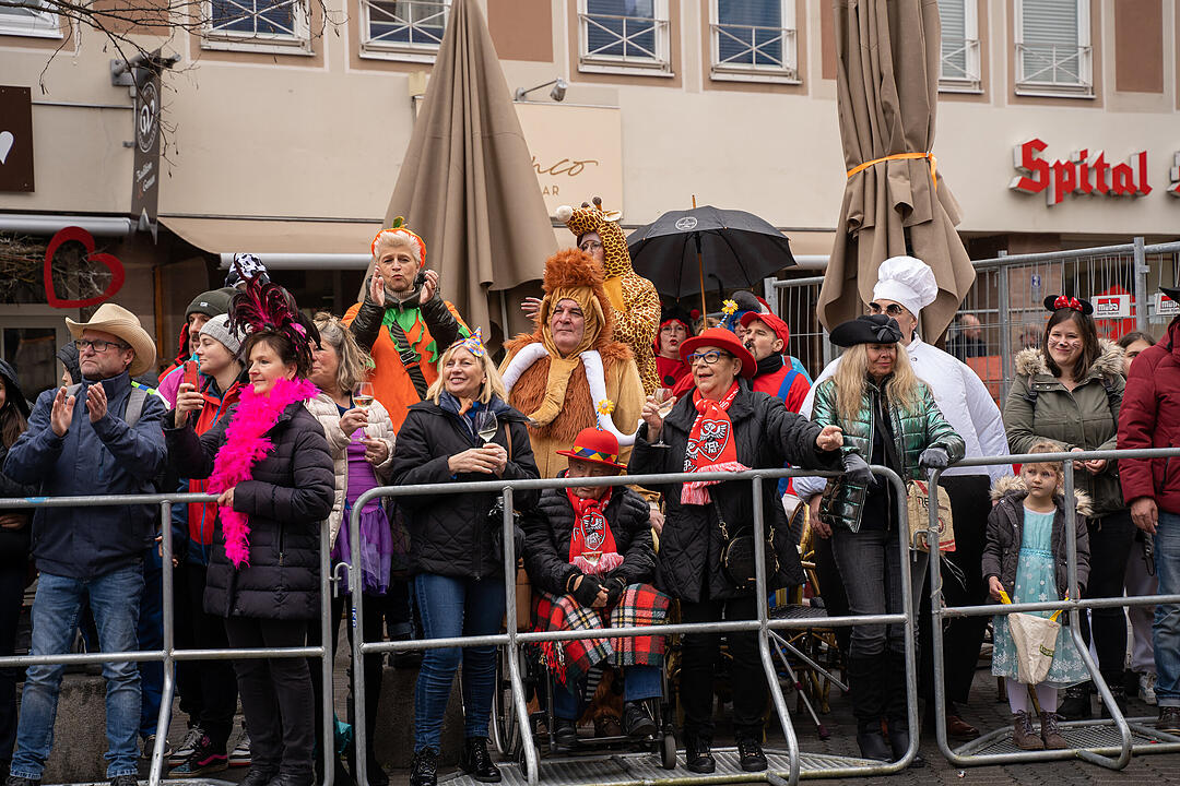 Der traditionelle Umzug zog ca. 70.000 Faschingsfreunde an.