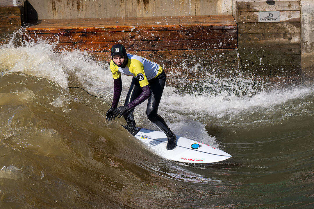 Die Surferwelle mitten in Nürnberg