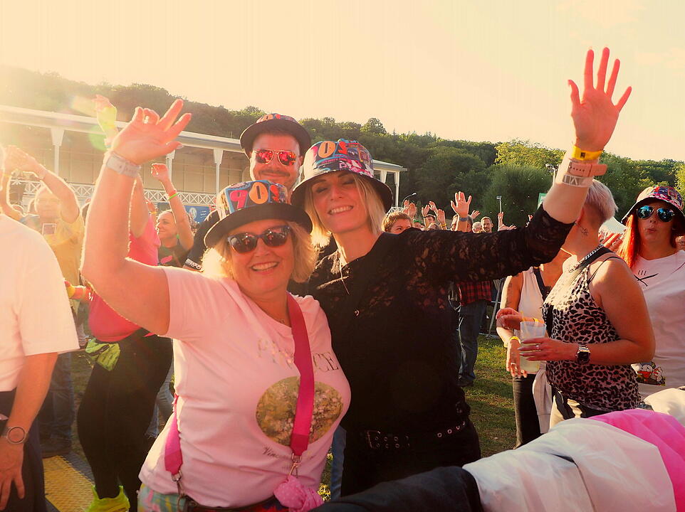 Die Mega Party voller Hits & Nostalgie.