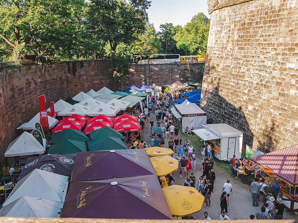 Fantastische Stimmung im Burggraben