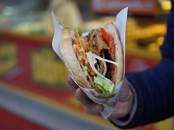 Von uns erfährst du, wo du in Koblenz die besten Döner bekommst.