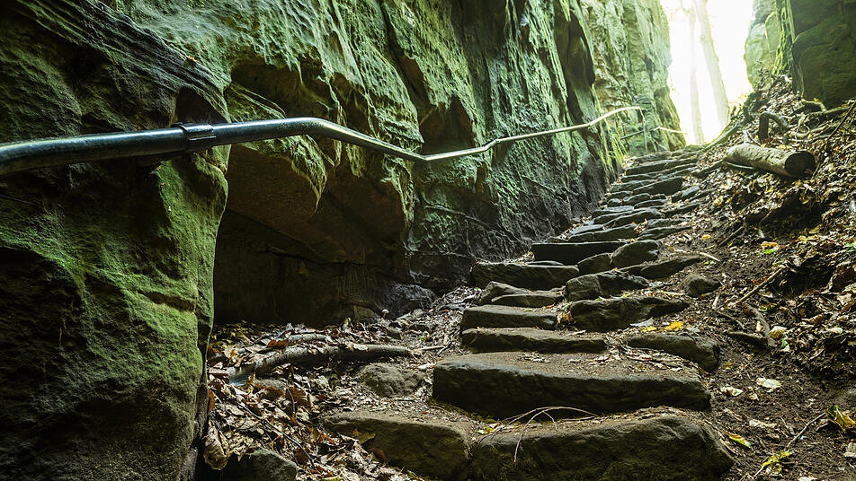 Teufelsschlucht in der Südeifel: Diese 5 Top-Wanderwege solltest du kennen