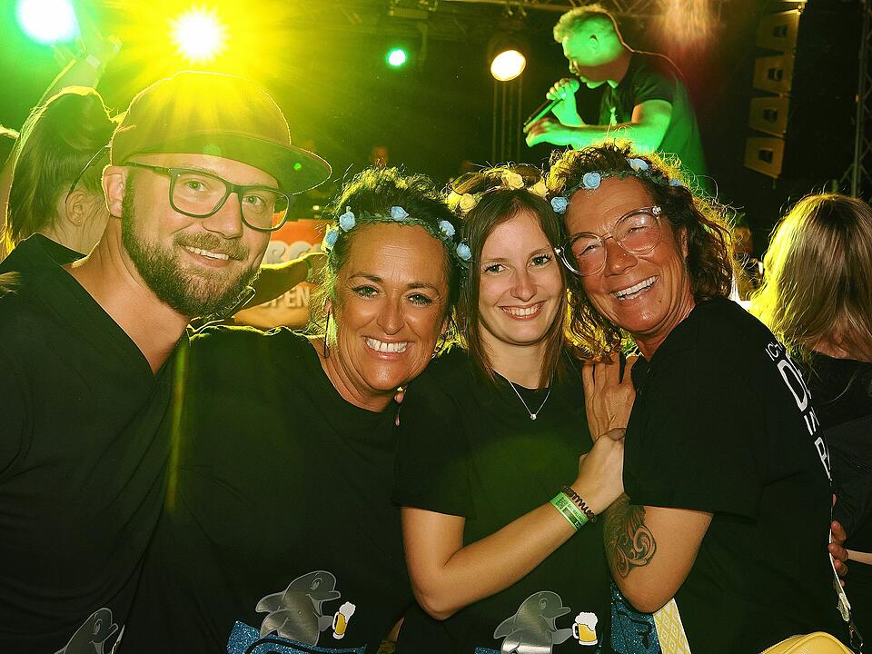 Super Stimmung mit vielen Ballermann-Stars!