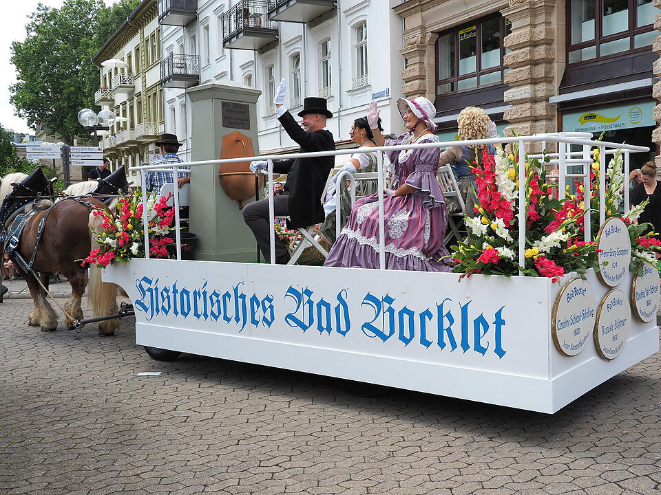 Großer historischer Festzug durch Bad Kissingen!