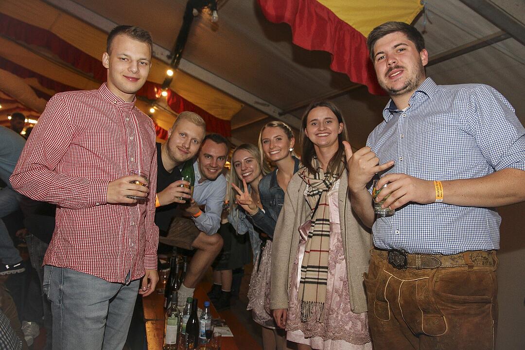 Impressionen von der erstklassigen Stimmung!