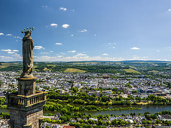 Einen wundervollen Panoramablick entschädigt für die Wanderung auf der Trierer Himmelsleiter.