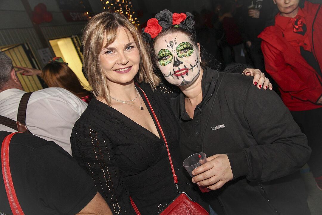 Faschingsparty vom Feinsten in der Stadthalle Stadtsteinach.