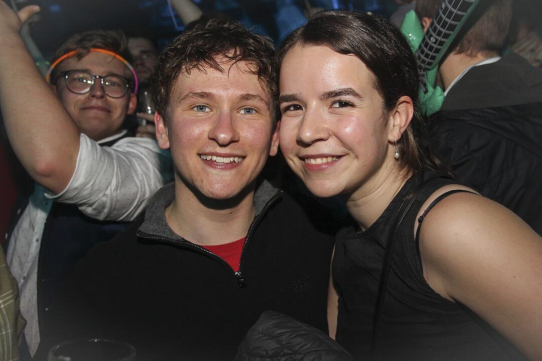 Opening Party mit Ballermann-Größe Peter Wackel
