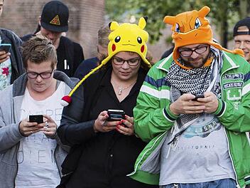 Pokemon Go bringt Menschen dazu, mit ihren Smartphones auf MNonsterhatz in der Augmented Reality zu gehen. Wir haben Tipps nicht nur für Anfänger bei der Jagd nach Pikachu und Konsorten. Heute. Eier brüten leicht gemacht. Foto: dpa
