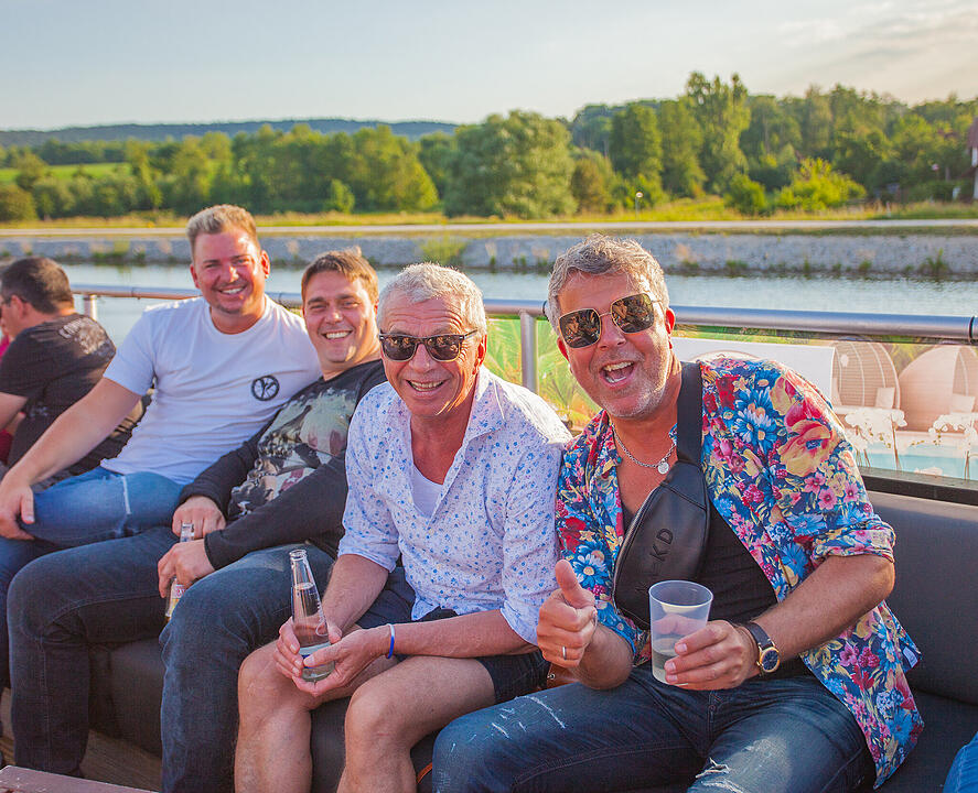 Bayern 3 Partyschiff in Fürth