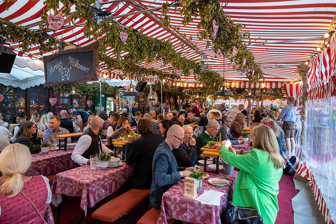 Nürnberger Altstadtfest feiert Pre-Opening mit Prominenz: Wir haben die Bilder