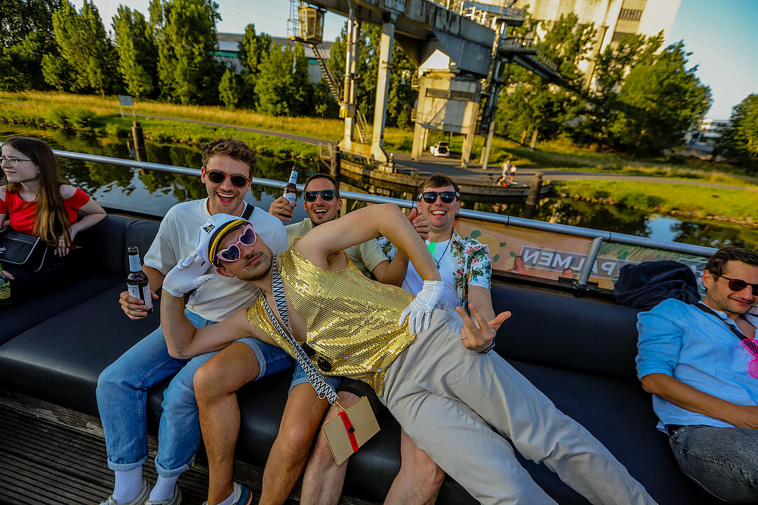 Auf drei Decks wurde richtig gefeiert!