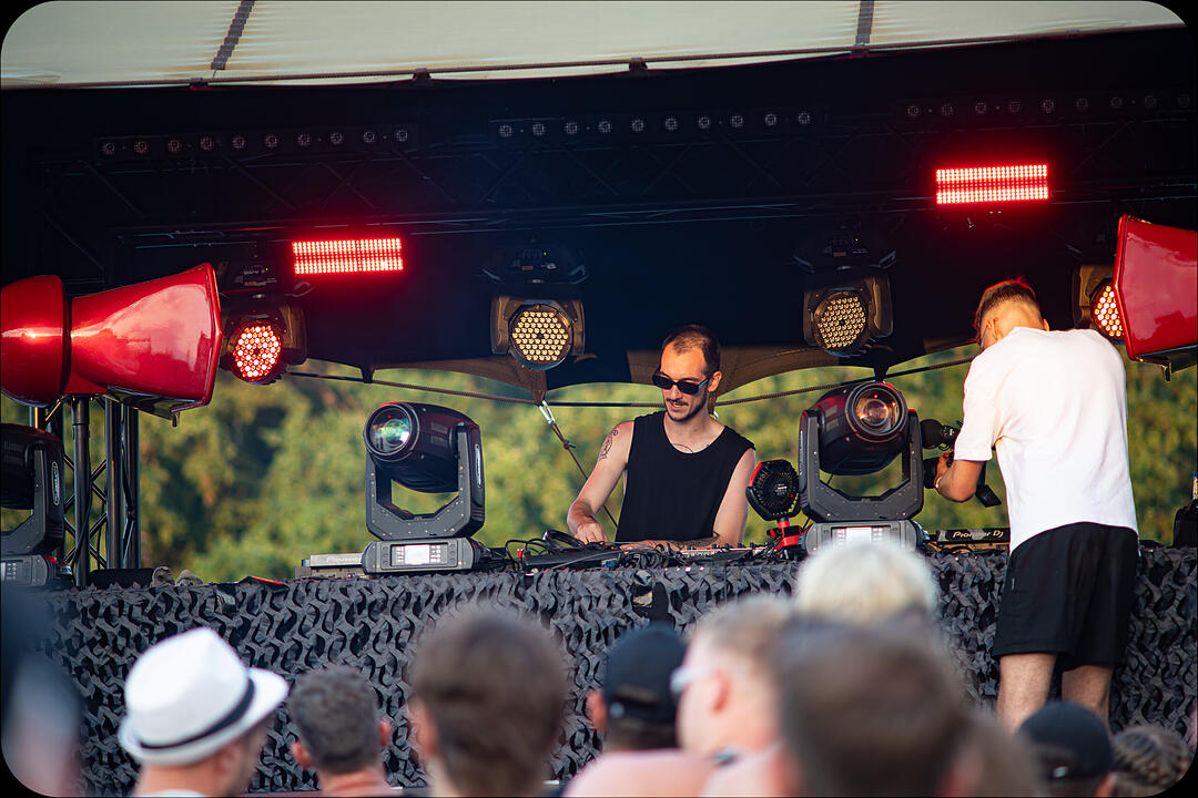 Techno, Trance und Hard Techno