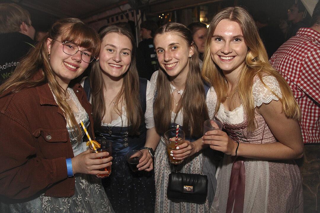 Mit der Partyband "Popnach8"!