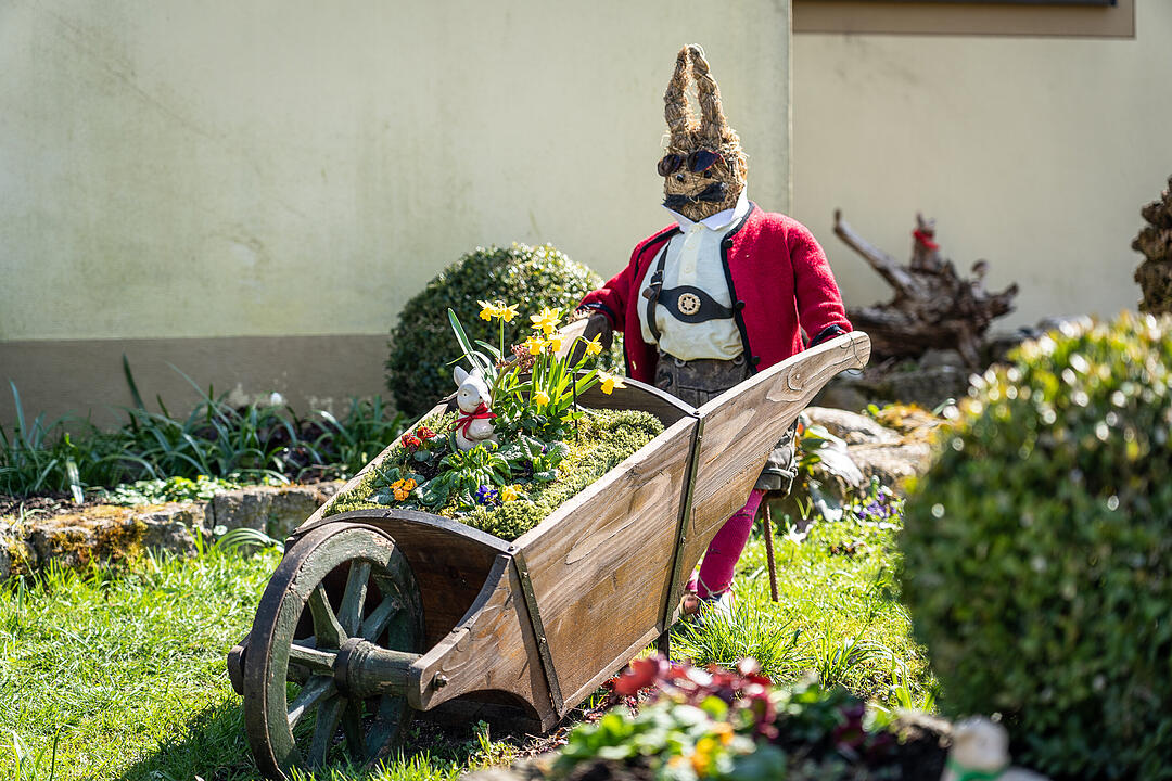Osterbrunnen Kalteneggolsfeld