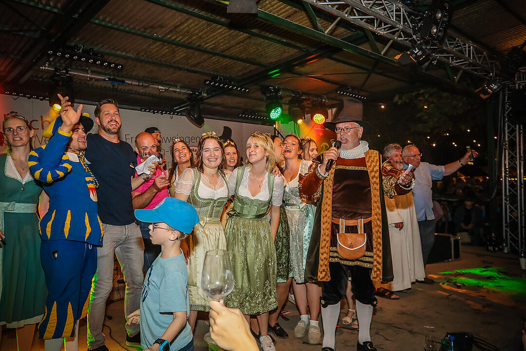 Impressionen vom größten Weinfest in Franken!