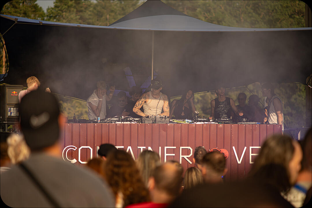Techno, Trance und Hard Techno