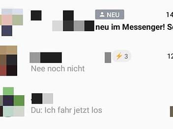 Er ist neu, er ist von Snapchat geklaut und er verrät einiges über das Chatverhalten des Nutzers: der gelbe Blitz. Bild: Screenshot