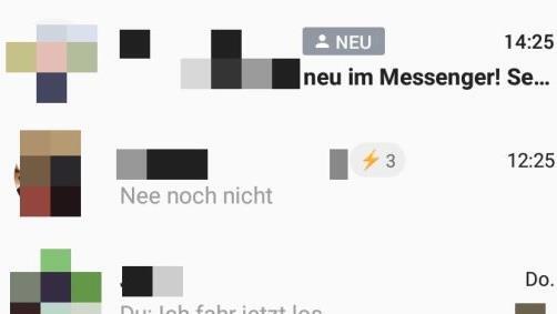Er ist neu, er ist von Snapchat geklaut und er verrät einiges über das Chatverhalten des Nutzers: der gelbe Blitz. Bild: Screenshot