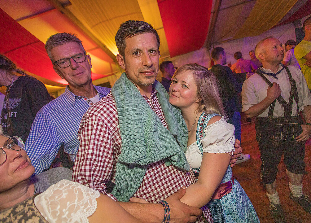 Am Samstagabend spielte die Band "Klostergold".