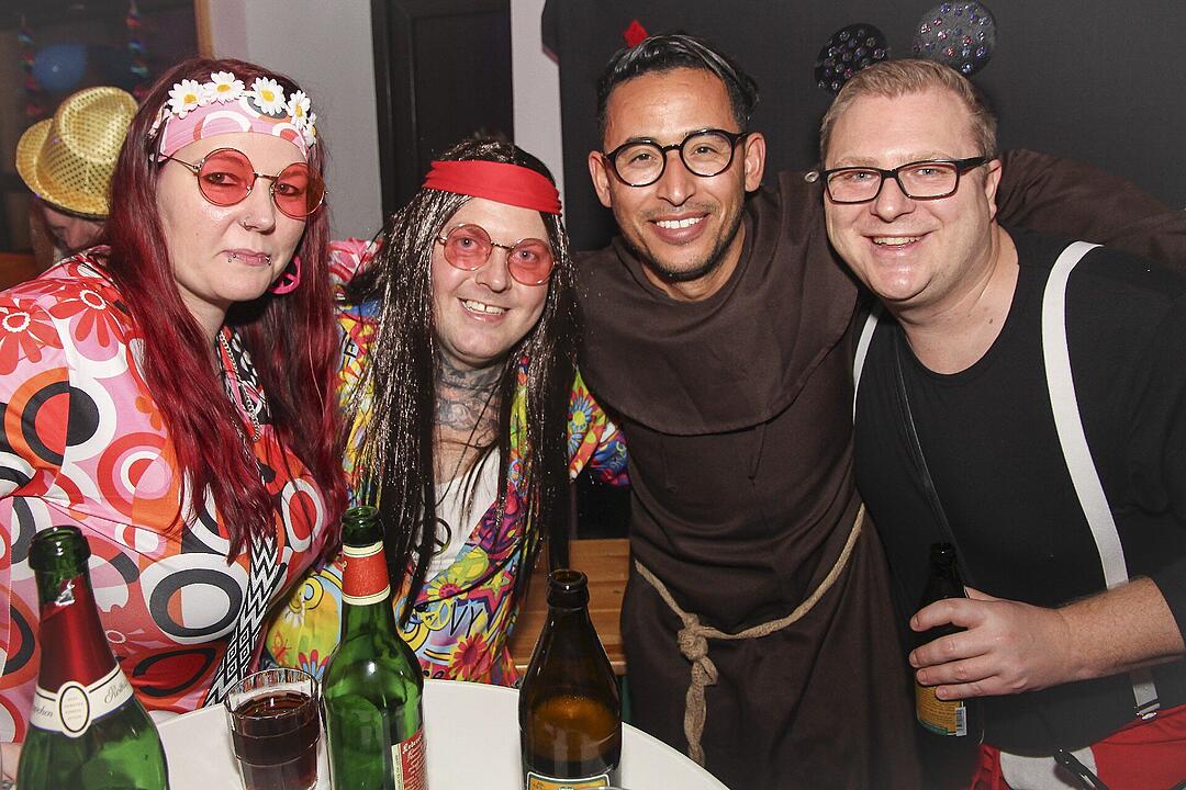 Funky Schlaghosen Disco wie in den 70ern