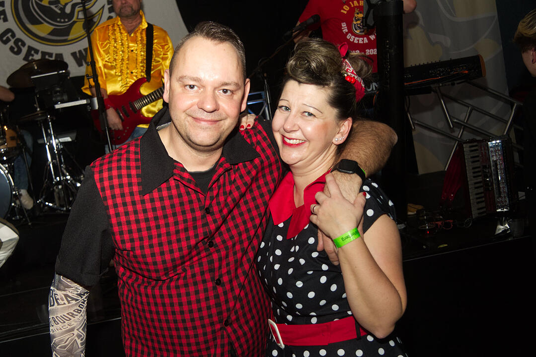 Fasching pur in der Grundschulturnhalle