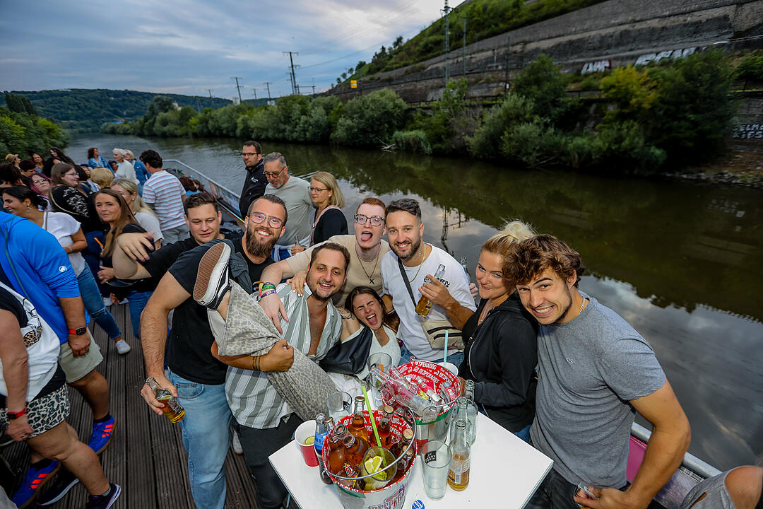 Auf drei Decks wurde richtig gefeiert!