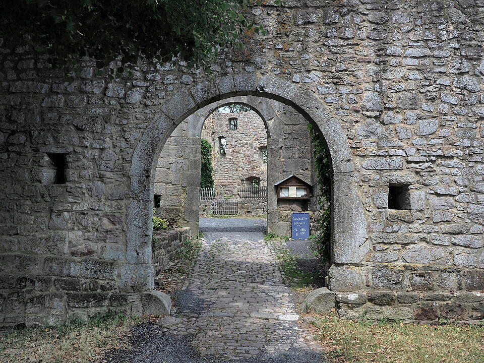 Die Lichtenburg ist eine Ruine auf dem Schloßberg.