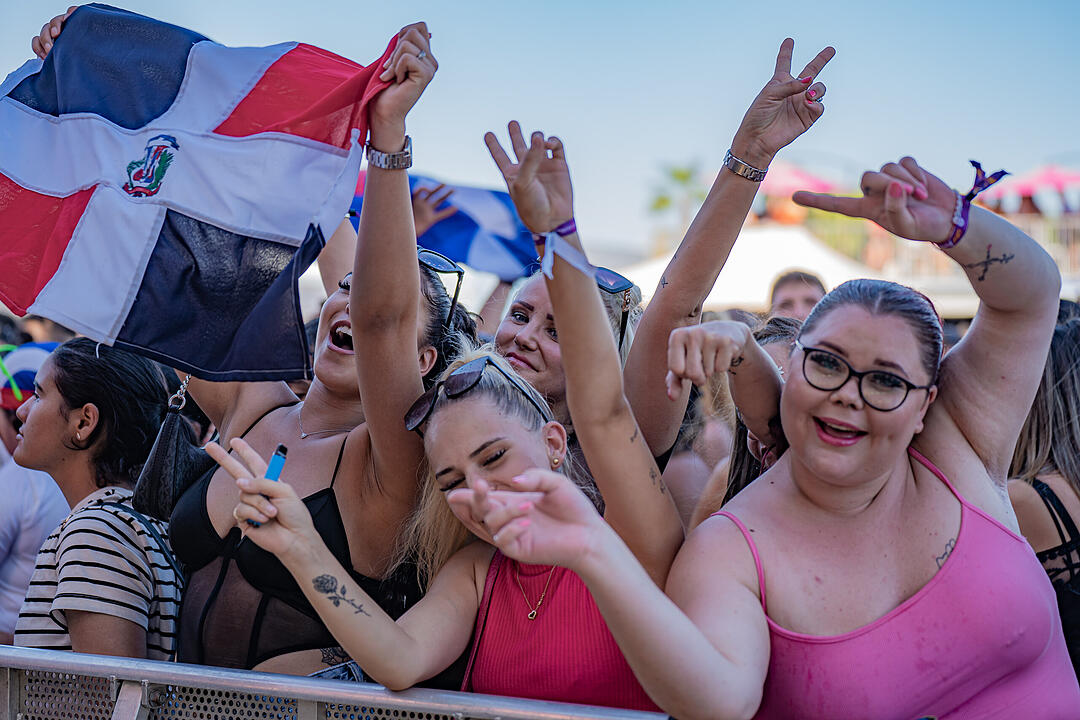 Mit vielen internationalen und nationalen Live-Acts!