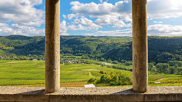 Einen herrlichen Blick bietet die Aussicht vom Römertempel auf die Umgebung in Nehren.