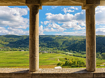 Einen herrlichen Blick bietet die Aussicht vom Römertempel auf die Umgebung in Nehren.