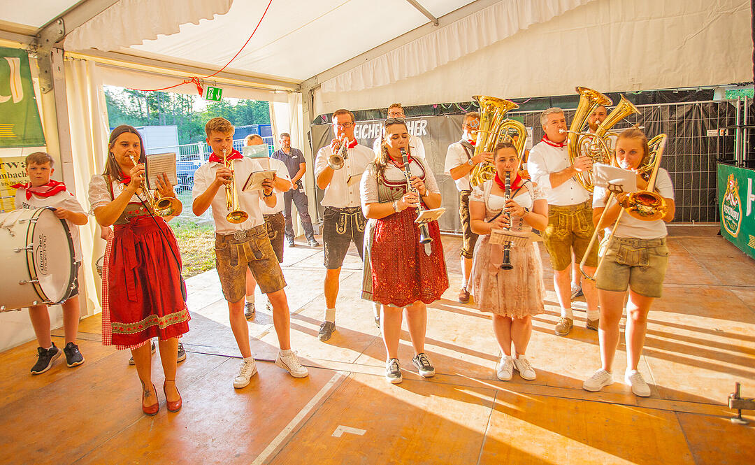 Grandioser Auftakt mit den Rothsee Musikanten.