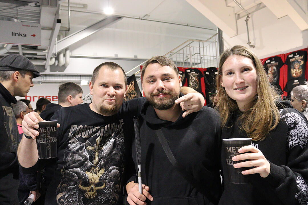 Powerwolf hat die Arena wahrlich zum Kochen gebracht!