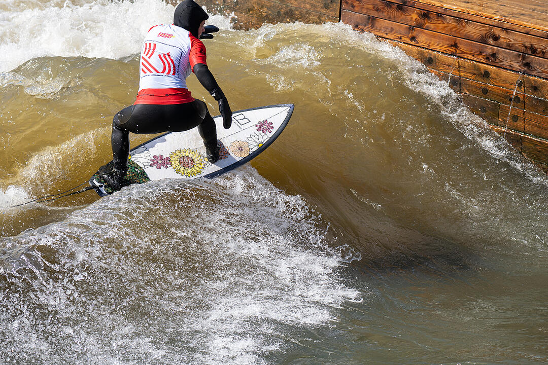 Die Surferwelle mitten in Nürnberg