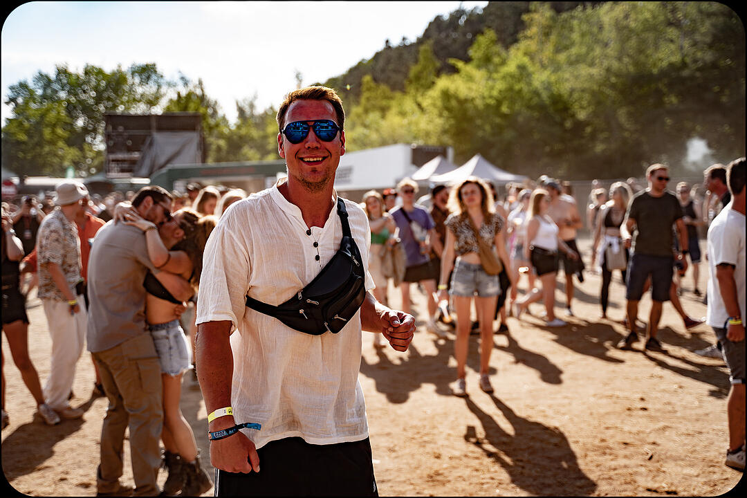 Love, Fire & Electronic Beats!
