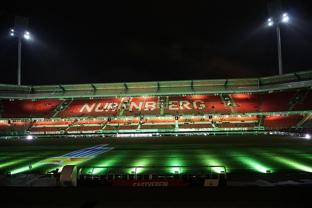 Endlich wieder: Impressionen vom Große Nürnberger Adventssingen 2022 im Max-Morlock-Stadion